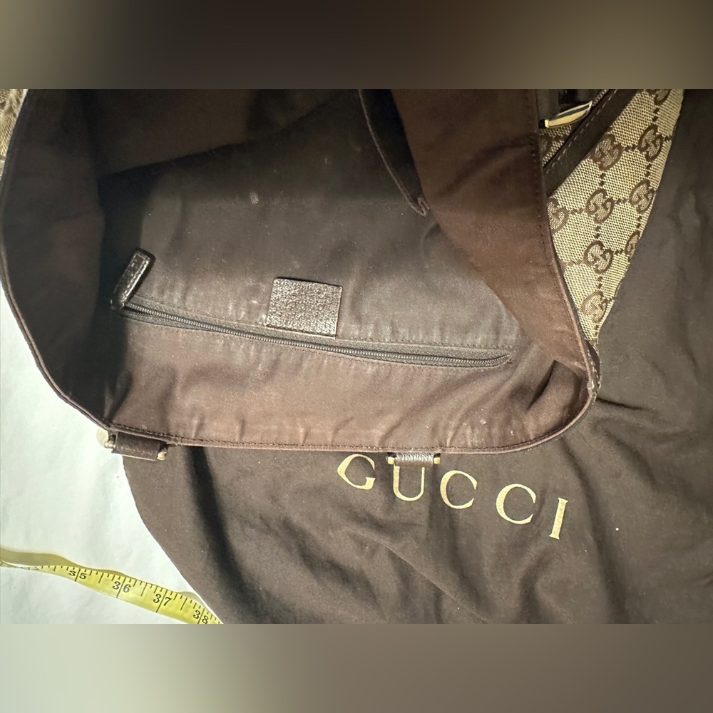Authentic Vintage Gucci tote photos accurate - Picture 13 of 16
